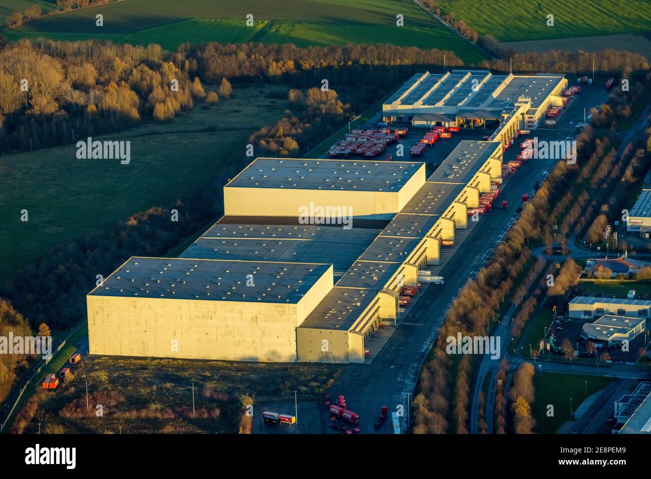Foto aerea, magazzino ATU, Hansering, Werl, Renania Settentrionale-Vestfalia, Germania, DE, Europa, trasporto merci, logistica, servizio logistico, pho aereo Foto Stock