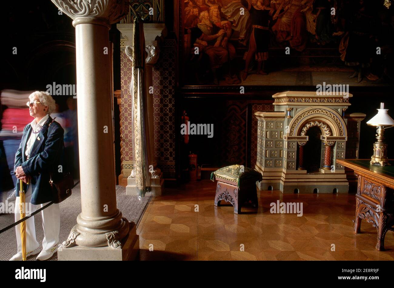 Una vista sullo studio di Re Ludwig all'interno del fiabesco castello di Neuschwanstein, vicino a Schwangau, Germania meridionale, Foto Stock