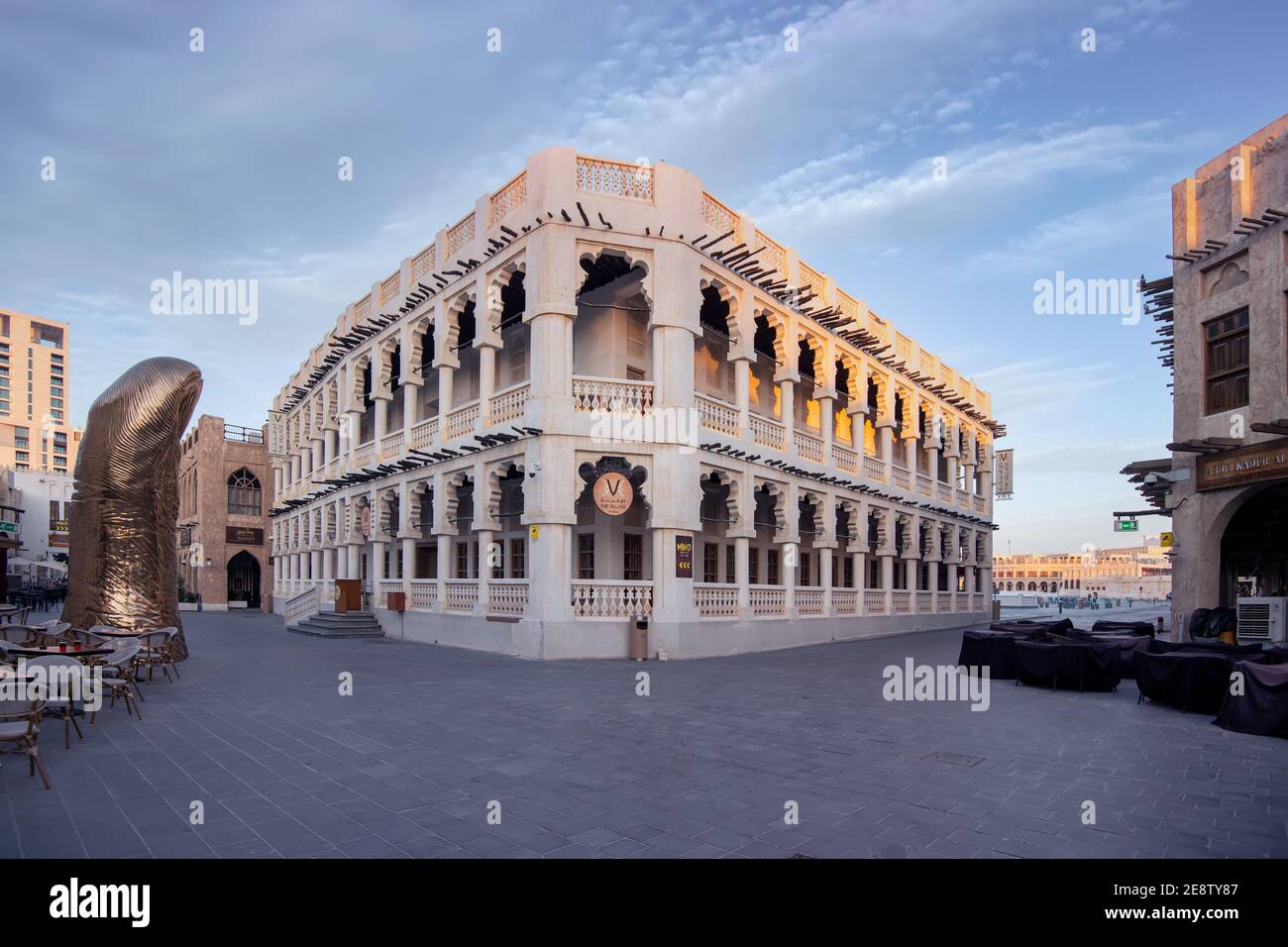 Attrazioni turistiche e locali Souq Wakif. Uno dei principali mercati tradizionali di Doha City Foto Stock