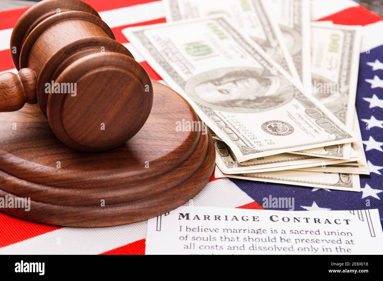Contrat matrimonio e concetto di tangente. Foto Stock