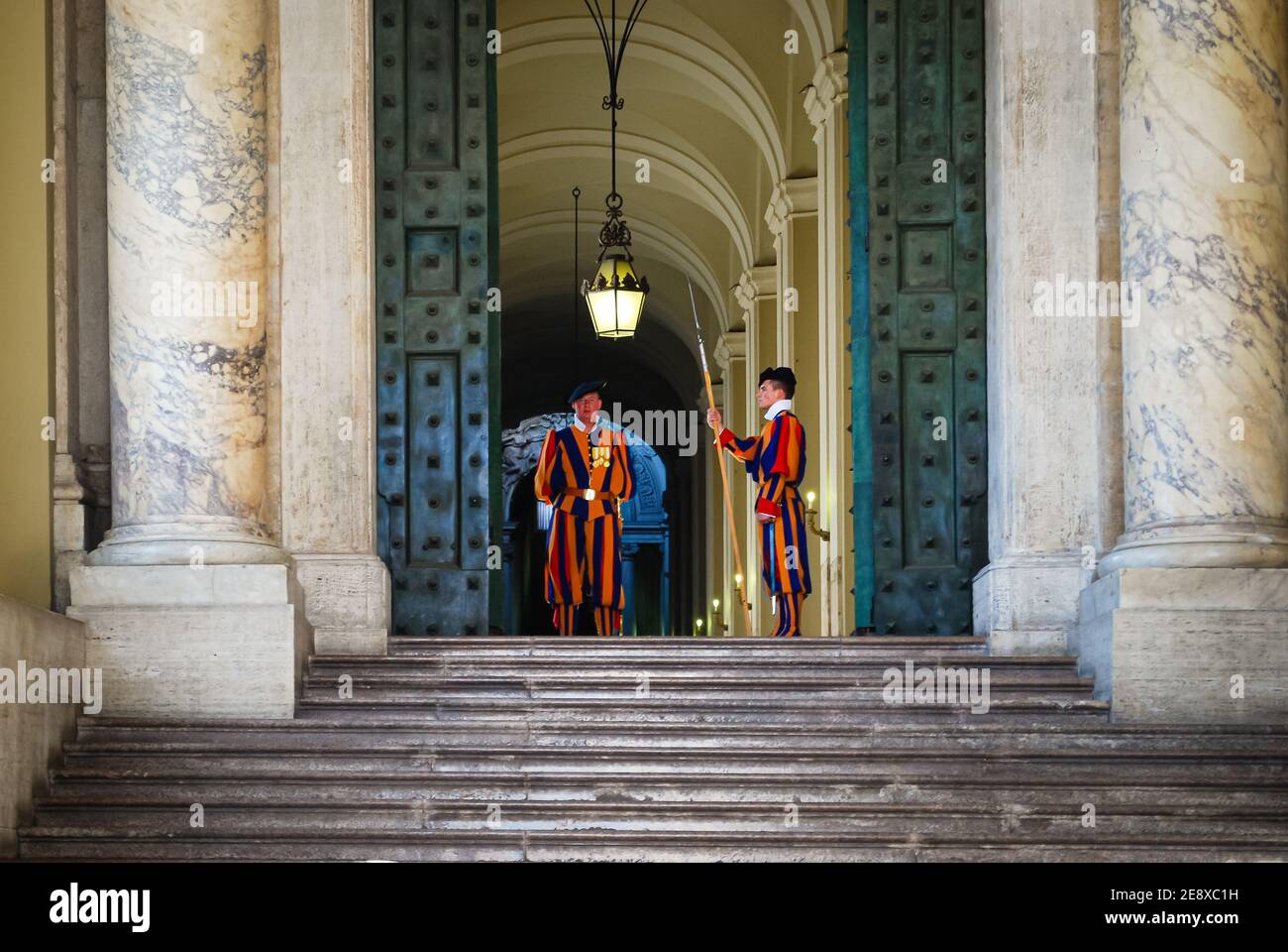 Guardie svizzere in Vaticano, Italia Foto Stock