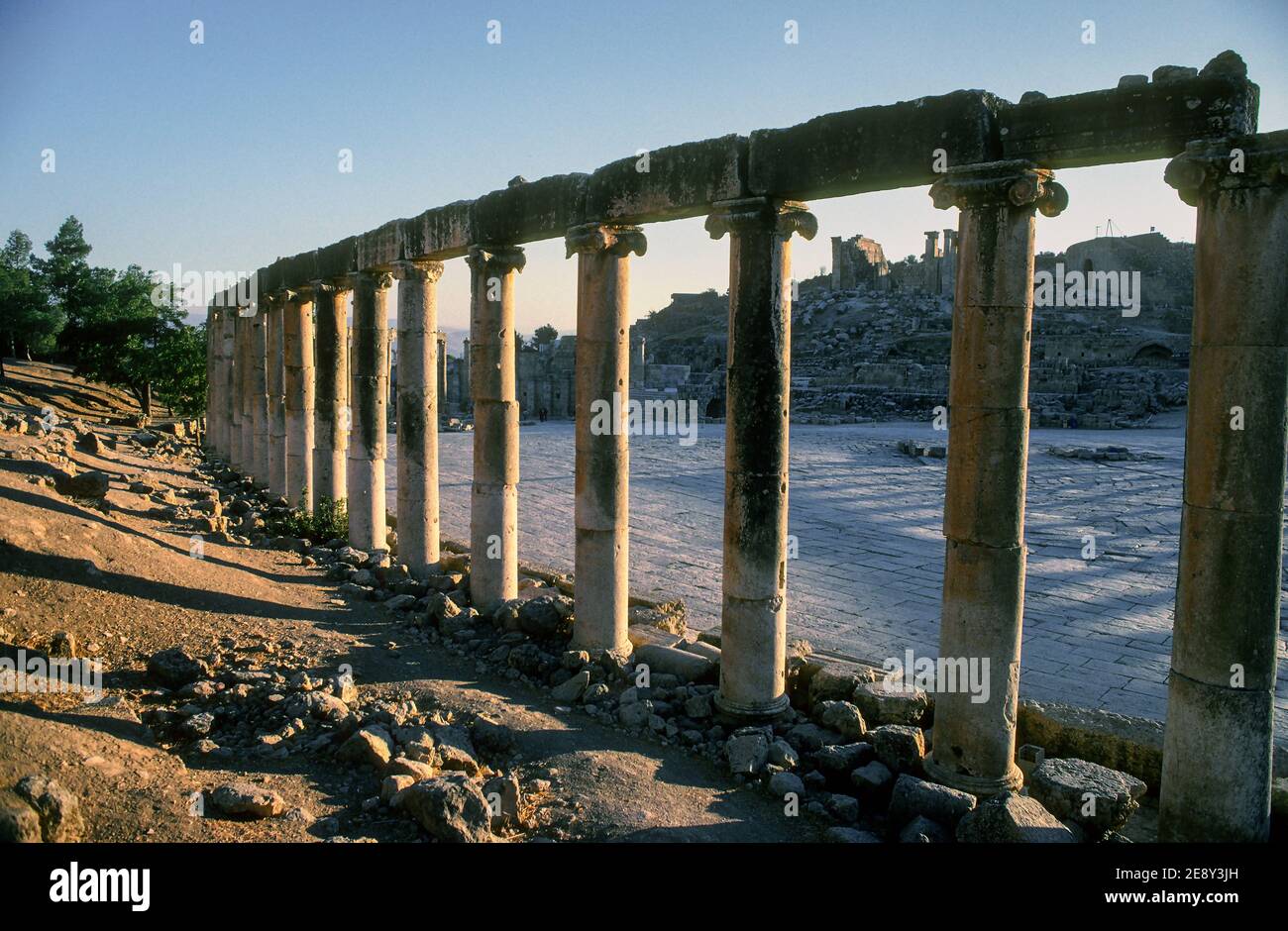 Ovale forum rovine romane Jerash Jordan Foto Stock