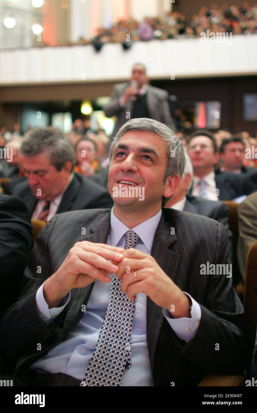 Herve Morin partecipa al Consiglio Nazionale del Centro Nouveau di Parigi, Francia, il 16 dicembre 2007. Foto di Thibaut Camus/ABACAPRESS.COM Foto Stock