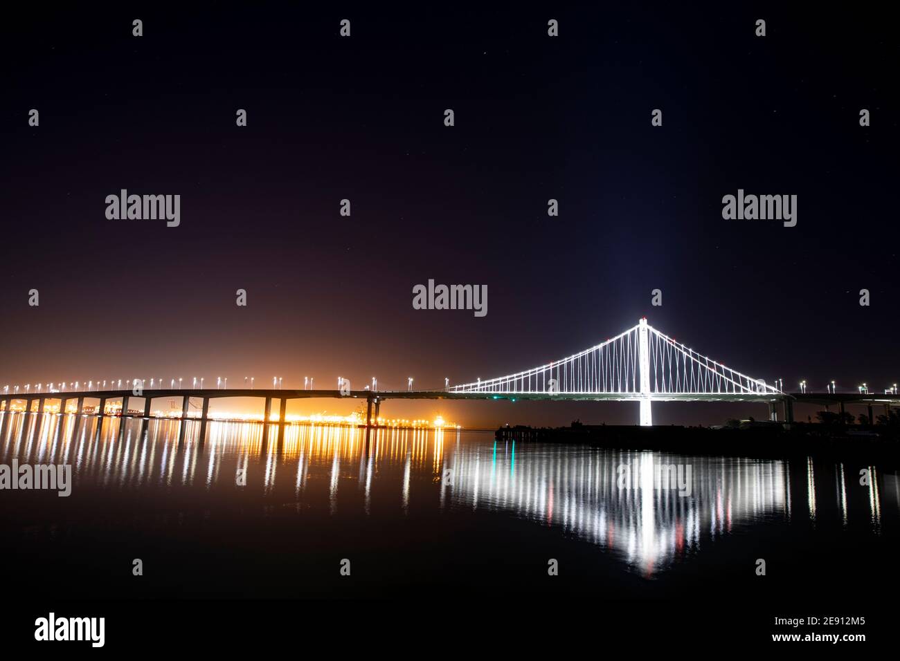 Bay Bridge di notte San Francisco Bay Foto Stock