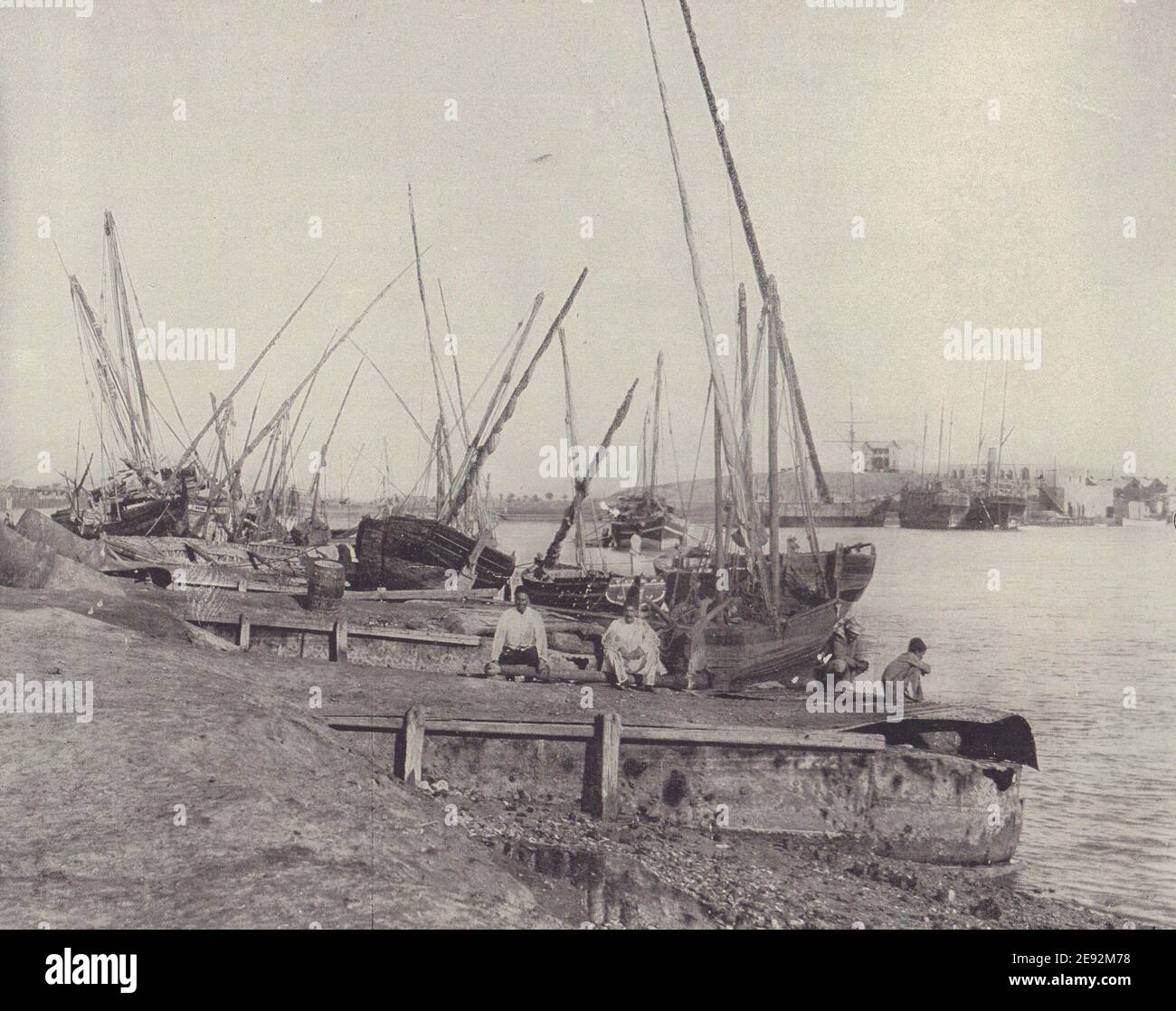 I Quays di Suez. Egitto. STODDARD 1895 vecchia stampa vintage Foto Stock