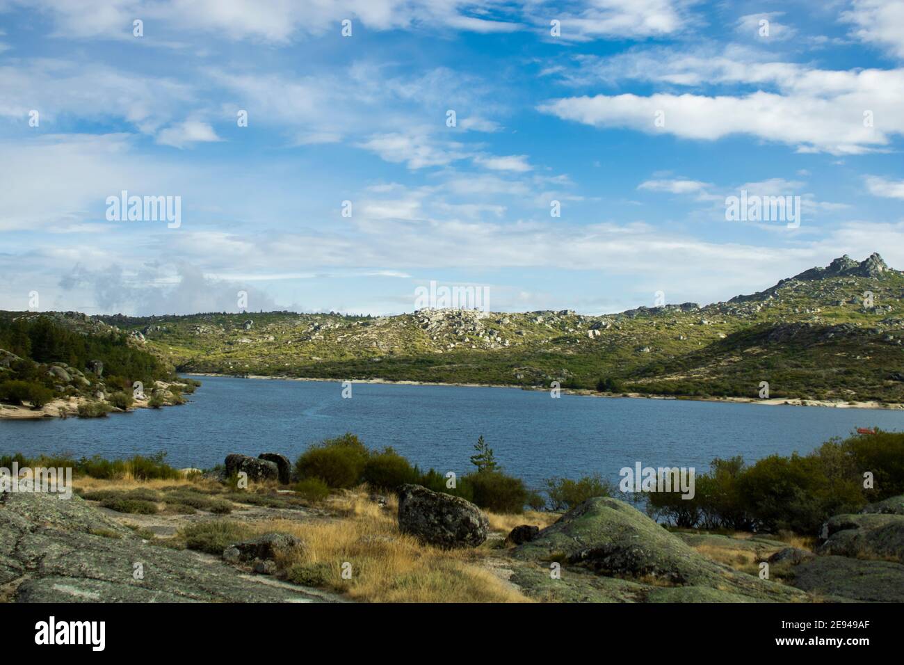 Fiume di Serra da Estrela Portogallo Foto Stock