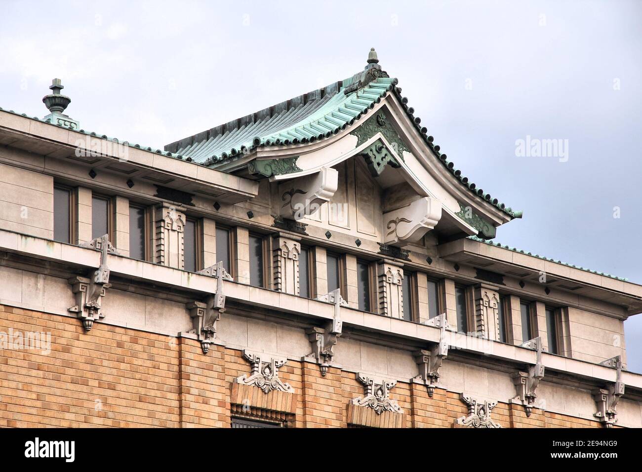 Museo Civico d'Arte di Kyoto in Giappone. Edificio distintivo nel Parco Okazaki. E' stato aperto nel 1928. Foto Stock