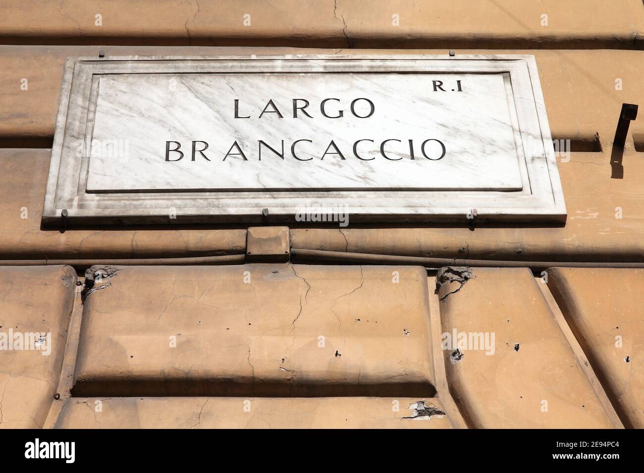 Vecchia strada segno a Roma, Italia - Largo Brancaccio. Foto Stock