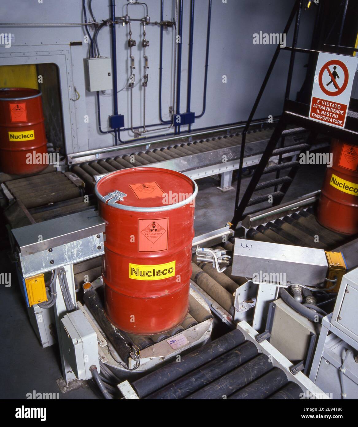 Roma, Italia: Stoccaggio di contenitori contenenti materiale radioattivo. © Andrea Sabbadini Foto Stock