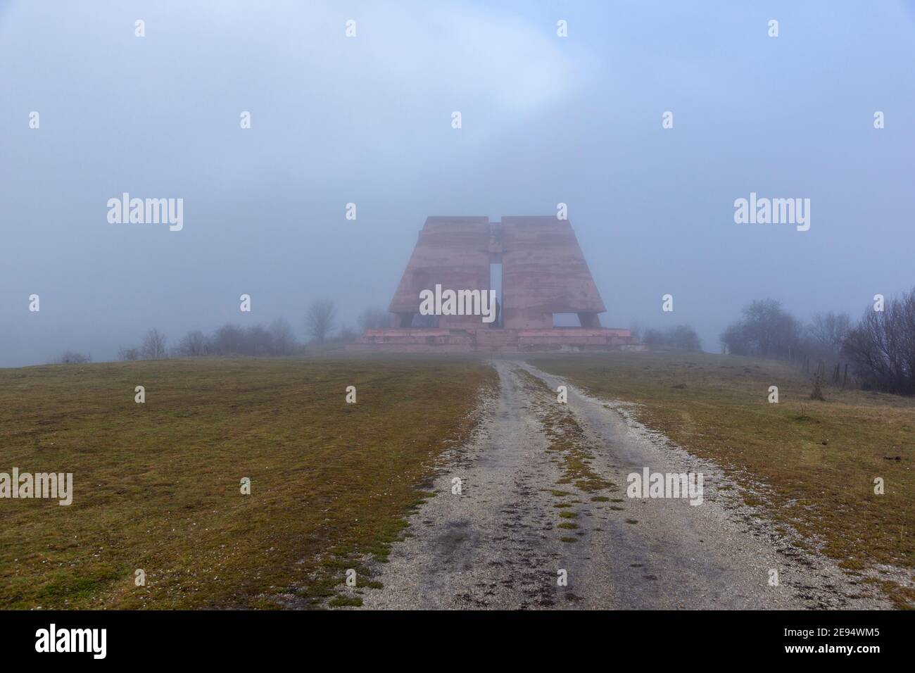 GURGULYAT, BULGARIA - 15 DICEMBRE 2020: Pantheon Madre Bulgaria, villaggio di Gurgulyat, Bulgaria Foto Stock