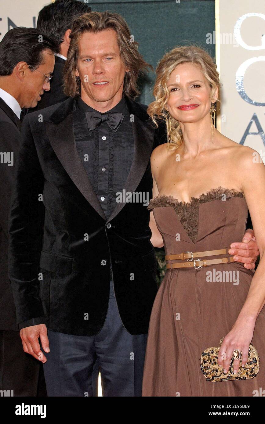Kevin Bacon e sua moglie Kyra Sedgwick arrivano al 63° Golden Globe Awards al Beverly Hilton Hotel di Los Angeles, CA, USA il 16 gennaio 2006. Foto di Hahn-Khayat/ABACAPRESS.COM Foto Stock