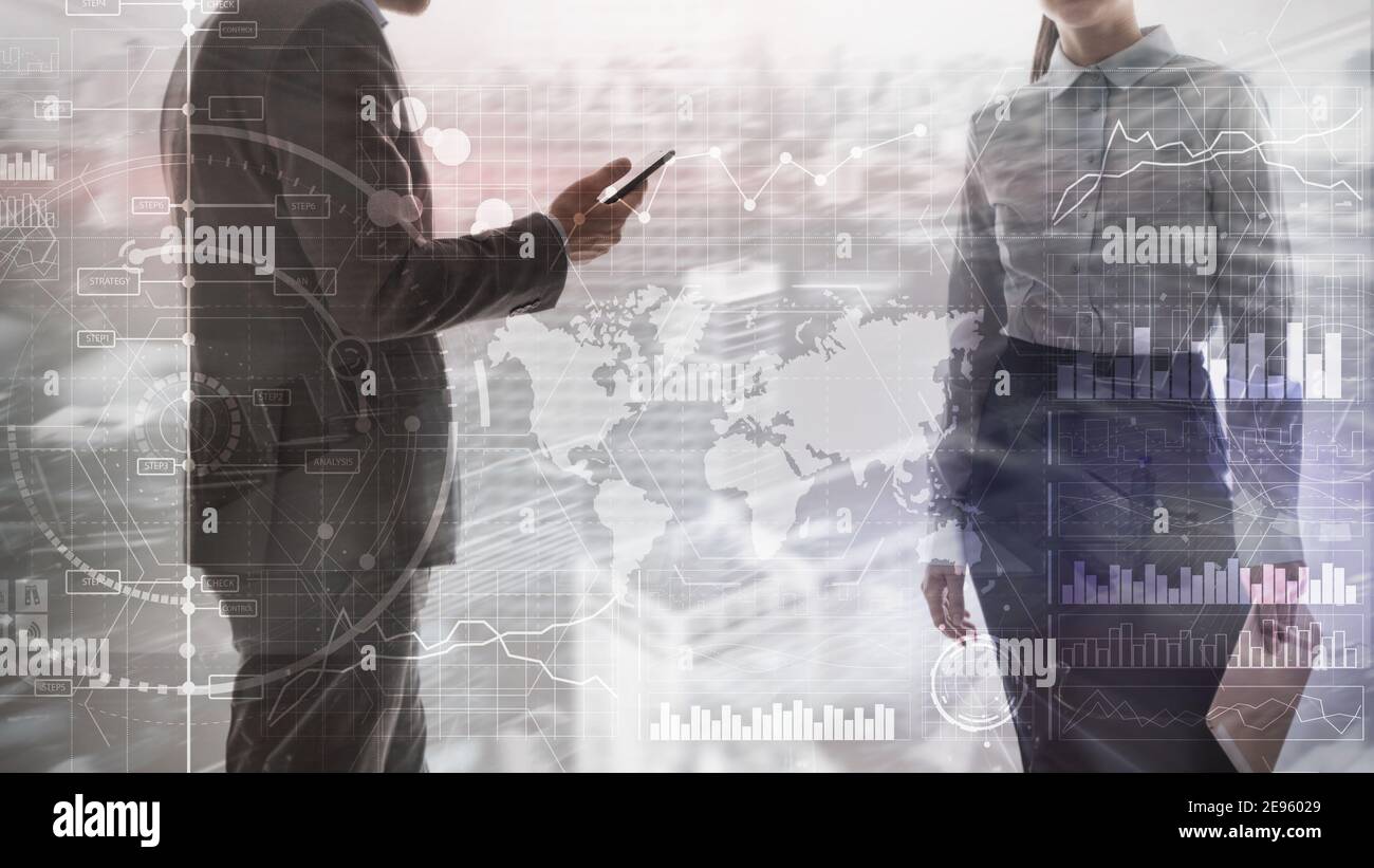 Dashboard finanziario con business intelligence. Silhouette di sfondo e città Foto Stock