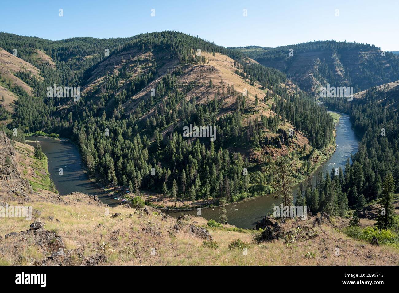 Campo di viaggio sul fiume Grande Ronde dell'Oregon. Foto Stock