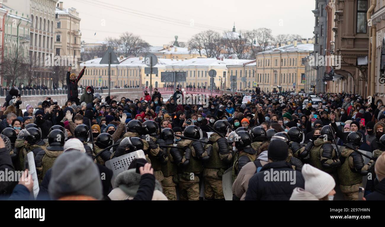San Pietroburgo, Russia - 31 gennaio 2021: Libera protesta Navalny in Russia, editoriale illustrativo Foto Stock