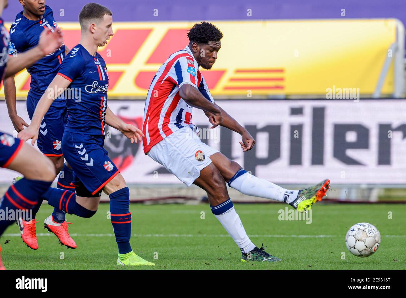 TILBURG, PAESI BASSI - GENNAIO 31: Kwasi Oykere Wriedt di Willem II segna un gol (2:0) con la squadra durante la partita olandese di Eredivisie tra Willem II Foto Stock