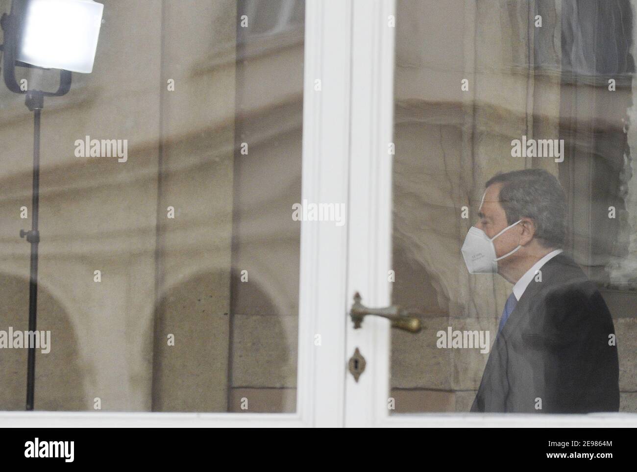 Roma, Italia. 03 Feb 2021. Roma, Mario Draghi lascia il Quirinale dopo aver accettato un incarico dal Presidente della Repubblica Sergio Mattarella nella foto: Credit: Independent Photo Agency/Alamy Live News Foto Stock