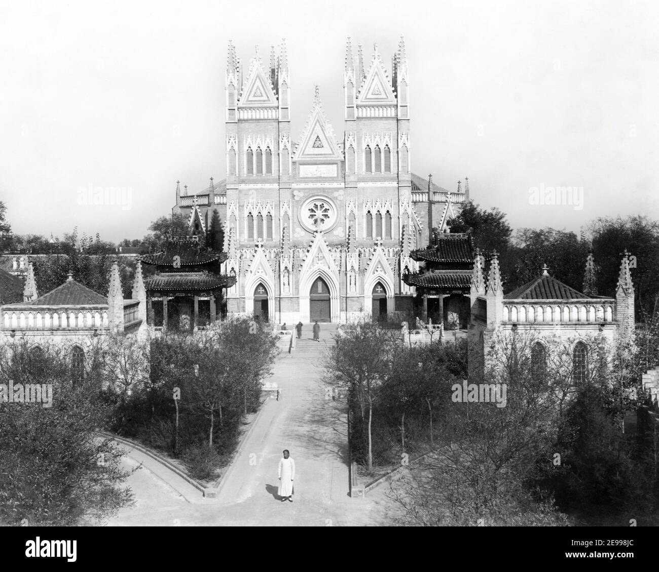 Foto dei primi 20° secolo - Legation Quarter Pechino c.1905 - una di una serie di immagini di un raro archivio, tutte elencate su Alamy, che spiccano il quartiere delle legazioni negli anni successivi all'insurreazione dei Boxer. L'area si trova intorno a Dong Jiao min Xiang nel quartiere di Dongcheng, ad est di Piazza Tienanming. Foto Stock