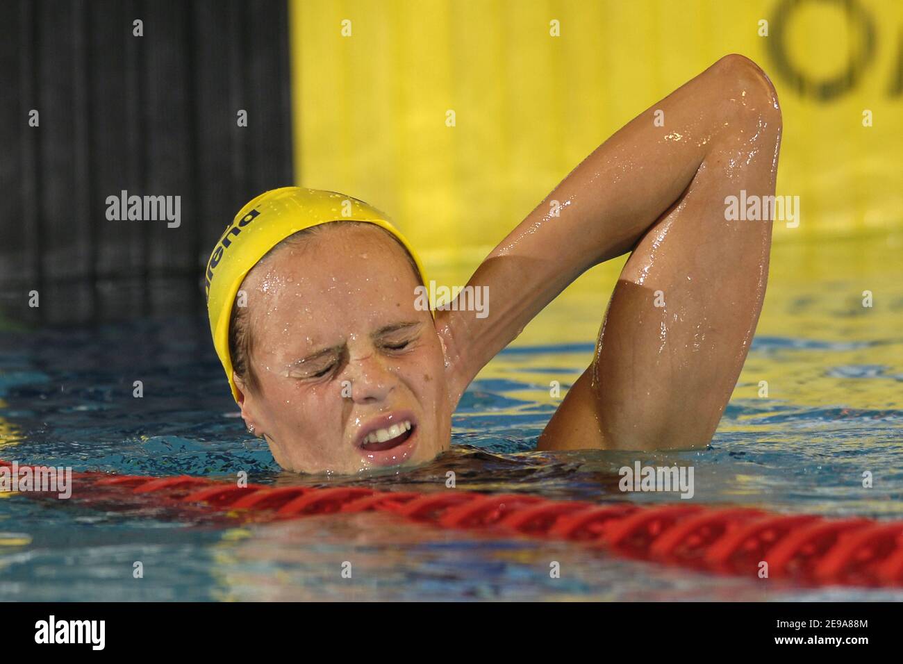 Il francese Laure Manaudou compie 1500 metri di stile libero delle sue donne durante i campionati francesi Open di nuoto a Tours, Francia, il 14 maggio 2006. Foto di Nicolas Gouhier/Cameleon/ABACAPRESS.COM Foto Stock