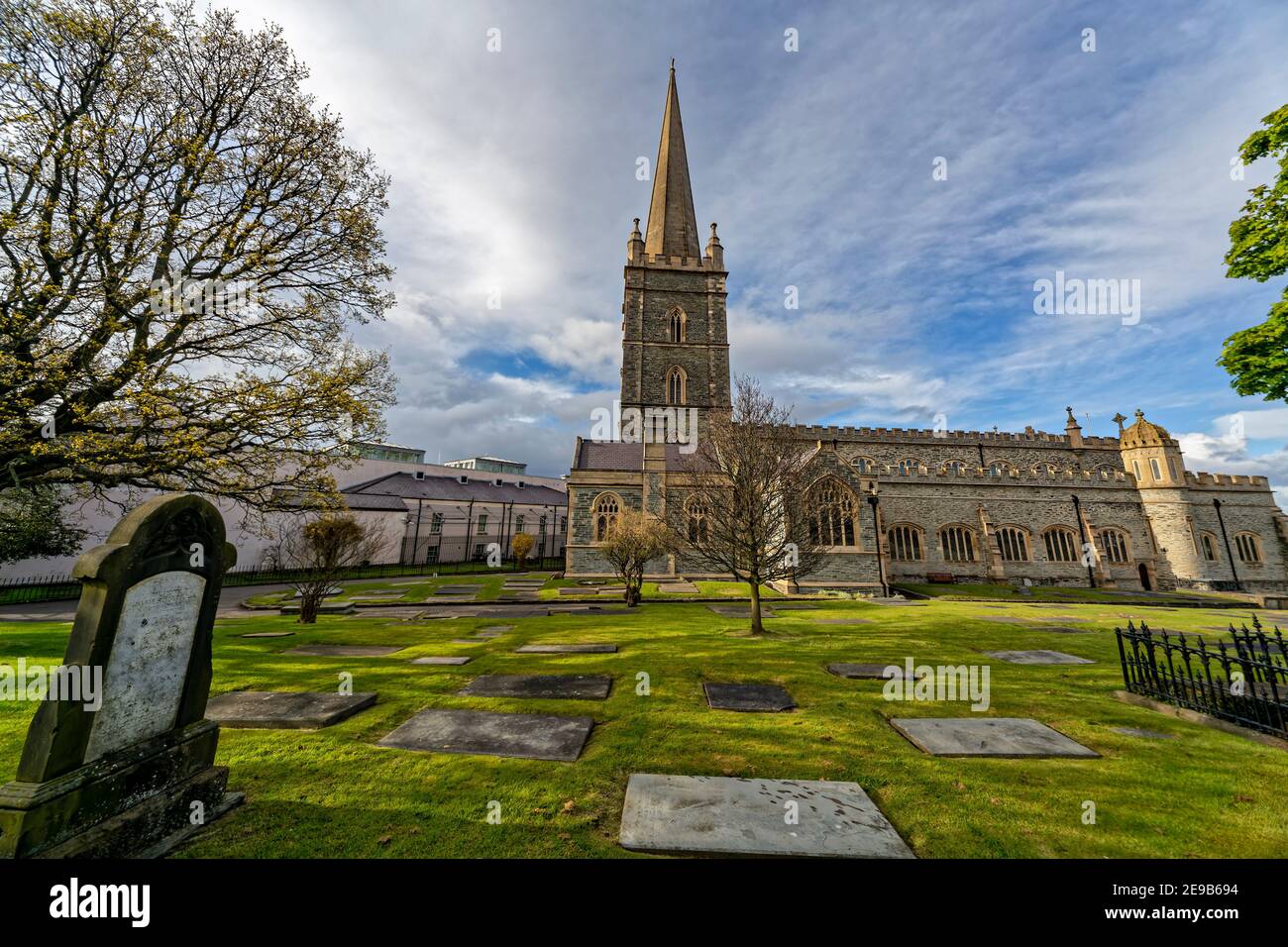 Londonderry, Irlanda del Nord, Regno Unito. 28 aprile 2016. Cattedrale di St Columb il 28 aprile 2016 a Londonderry, Irlanda del Nord, Regno Unito. Foto Stock