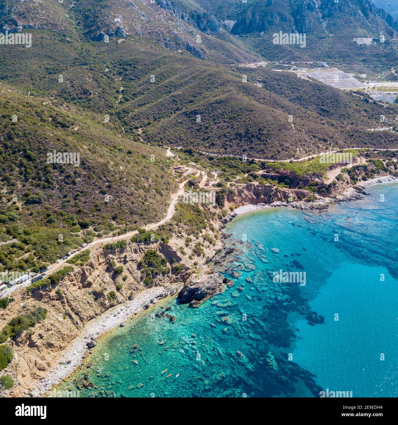 Vista aerea della costa della Sardegna, Italia. Foto Stock