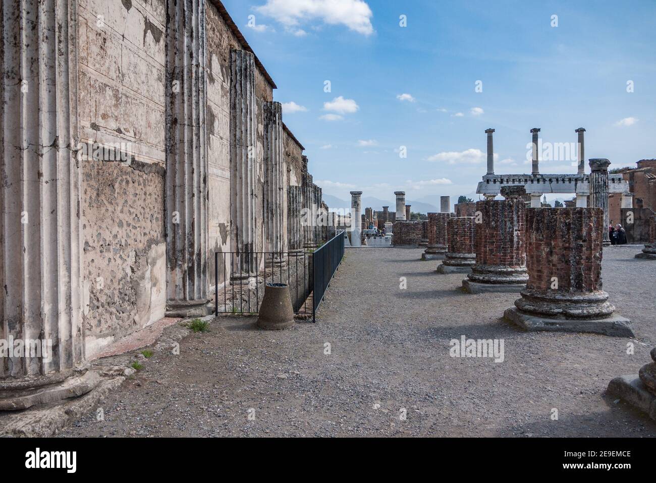 Pompei, antica città nei pressi di Napoli, sepolta sotto cenere vulcanica nell'eruzione del Vesuvio nel 79 d.C., in gran parte conservata sotto la cenere Foto Stock