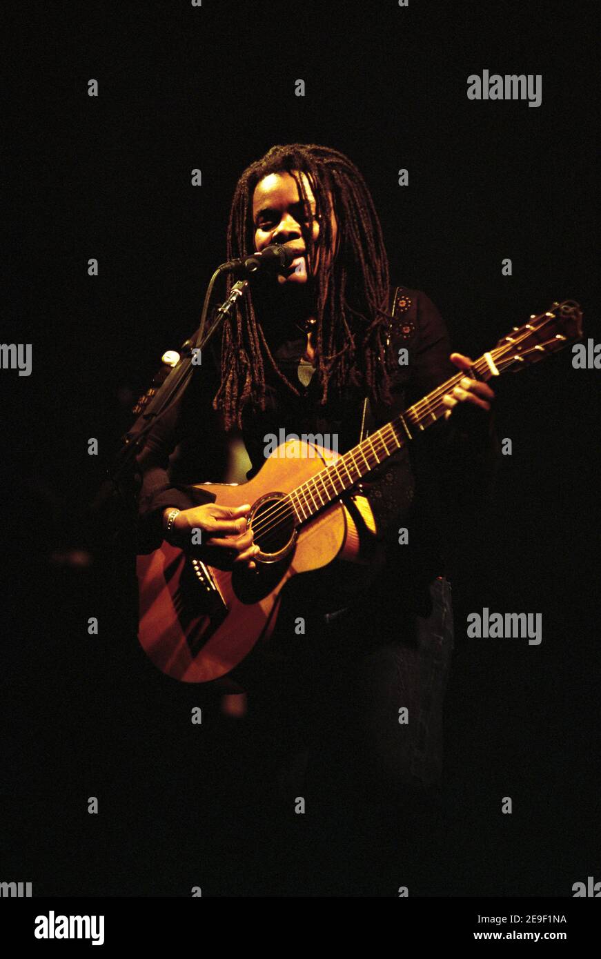 Tracy Chapman in concerto alla Royal Albert Hall di Londra, Regno Unito. 11 Marzo 2003 Foto Stock