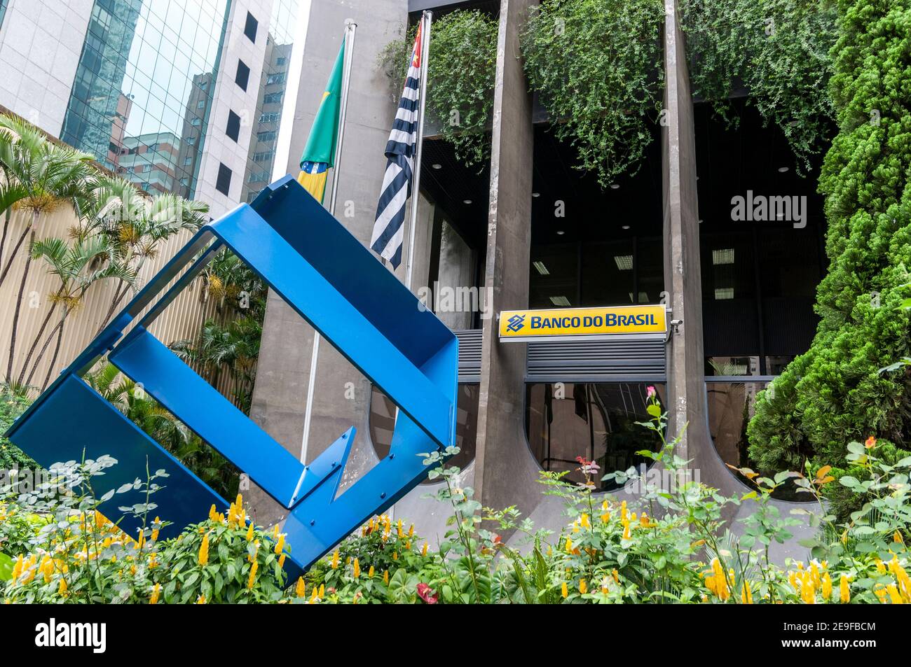 Sede del Banco do Brasil su Avenida Paulista il più importante centro finanziario di San Paolo in Brasile. Foto Stock