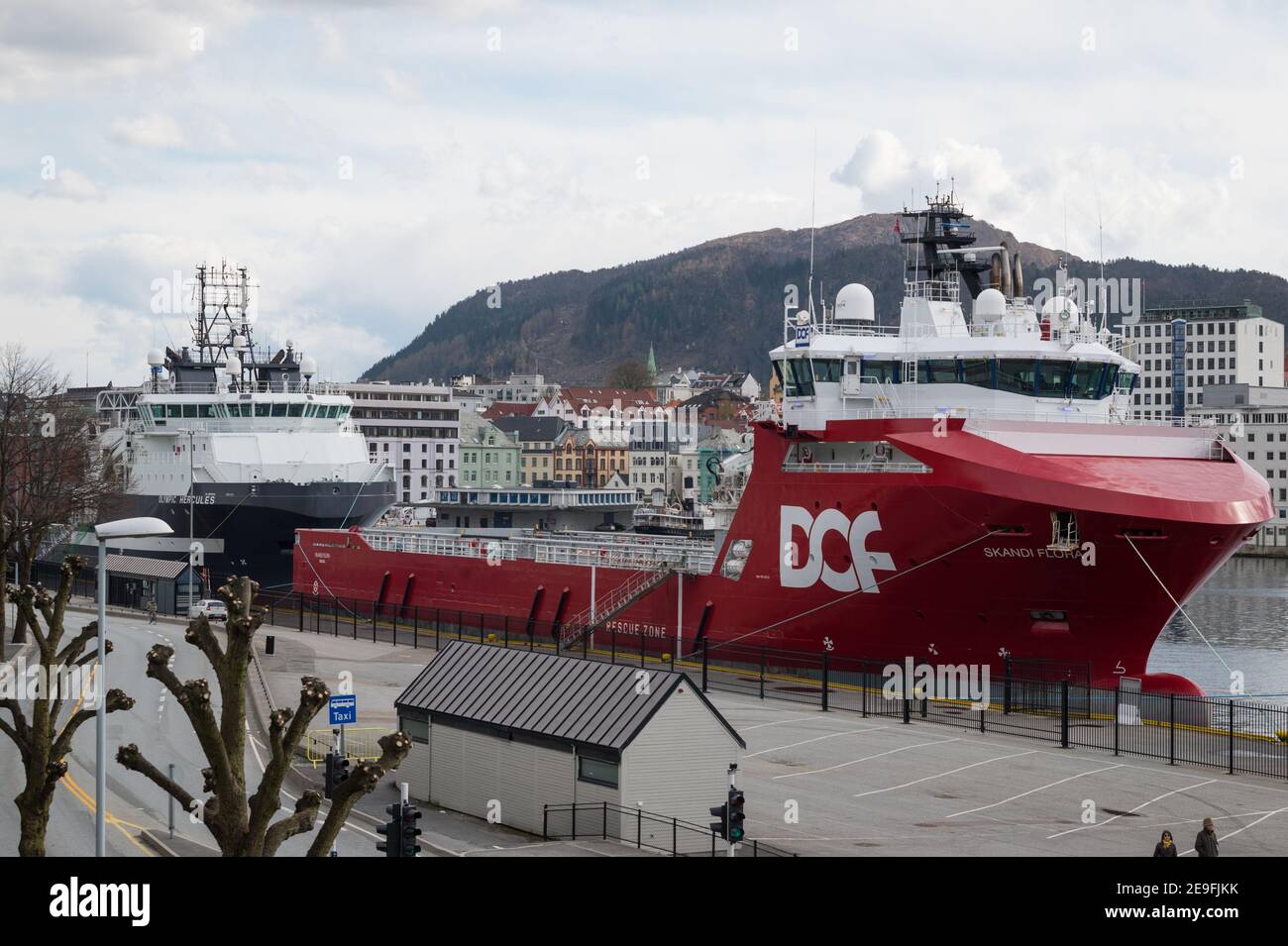 Navi a Bergen Harbour, Bergen, Norvegia. Foto Stock