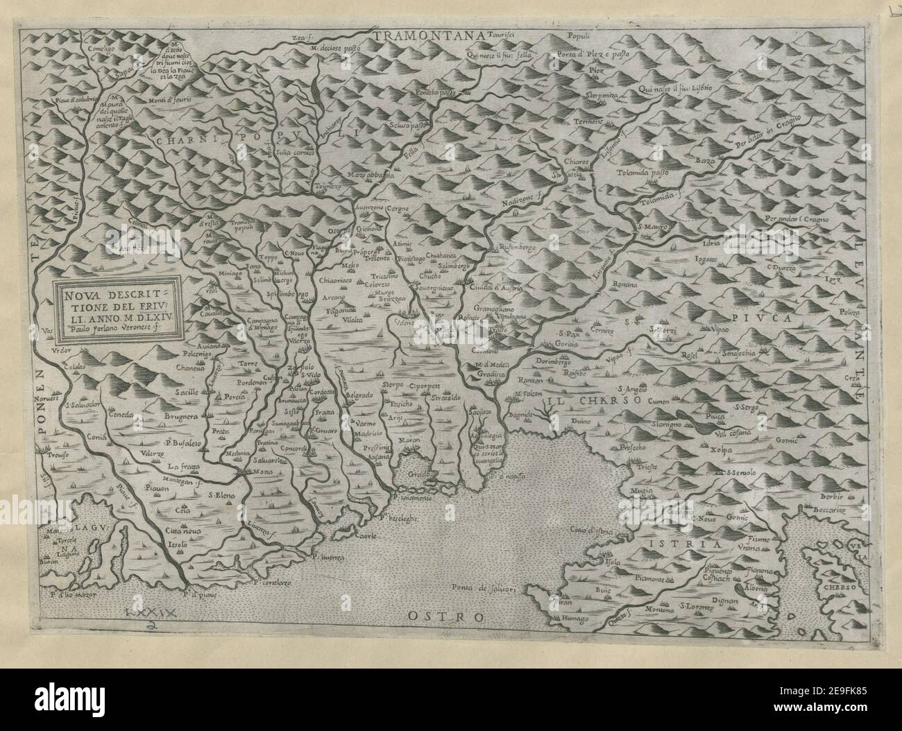 NOVA DESCRITTIONE DEL FRIULI ANNO M. D. LXIV. Autore Forlani, Paolo 79.2. Luogo di pubblicazione: [Venezia] Editore: Paolo forlanio Veronese F., Data di pubblicazione: [1564.] Tipo di articolo: 1 mappa mezzo: Incisione su copperplate dimensioni: 27 x 38 cm ex proprietario: Giorgio III, Re di Gran Bretagna, 1738-1820 Foto Stock