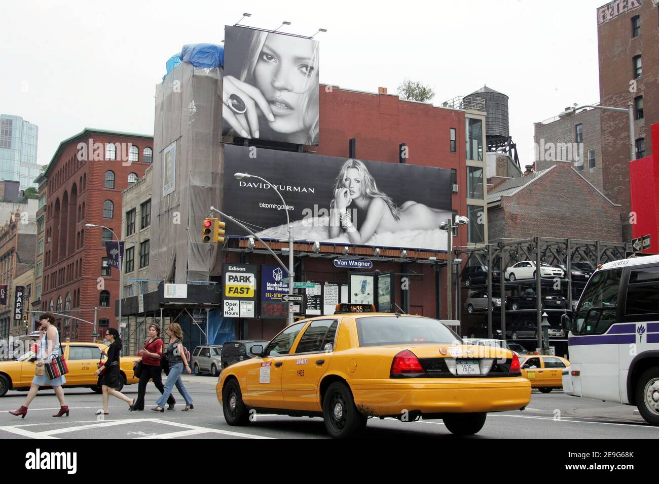 "British Model Kate Moss è presente nel cartellone pubblicitario 'David Yurman' a Soho, New York, NY il 19 settembre 2006. Foto di Cau-Guerin/ABACAPRESS.COM' Foto Stock
