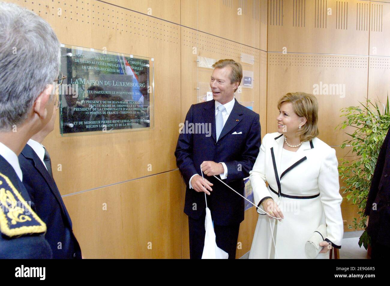 Il Granduca Henri e la Grande Duchesse Maria-Teresa di Lussemburgo visitano Thionville, Francia, il 19 settembre 2006. Foto di Carlo Hommel/Pool/ABACAPRESS.COM Foto Stock