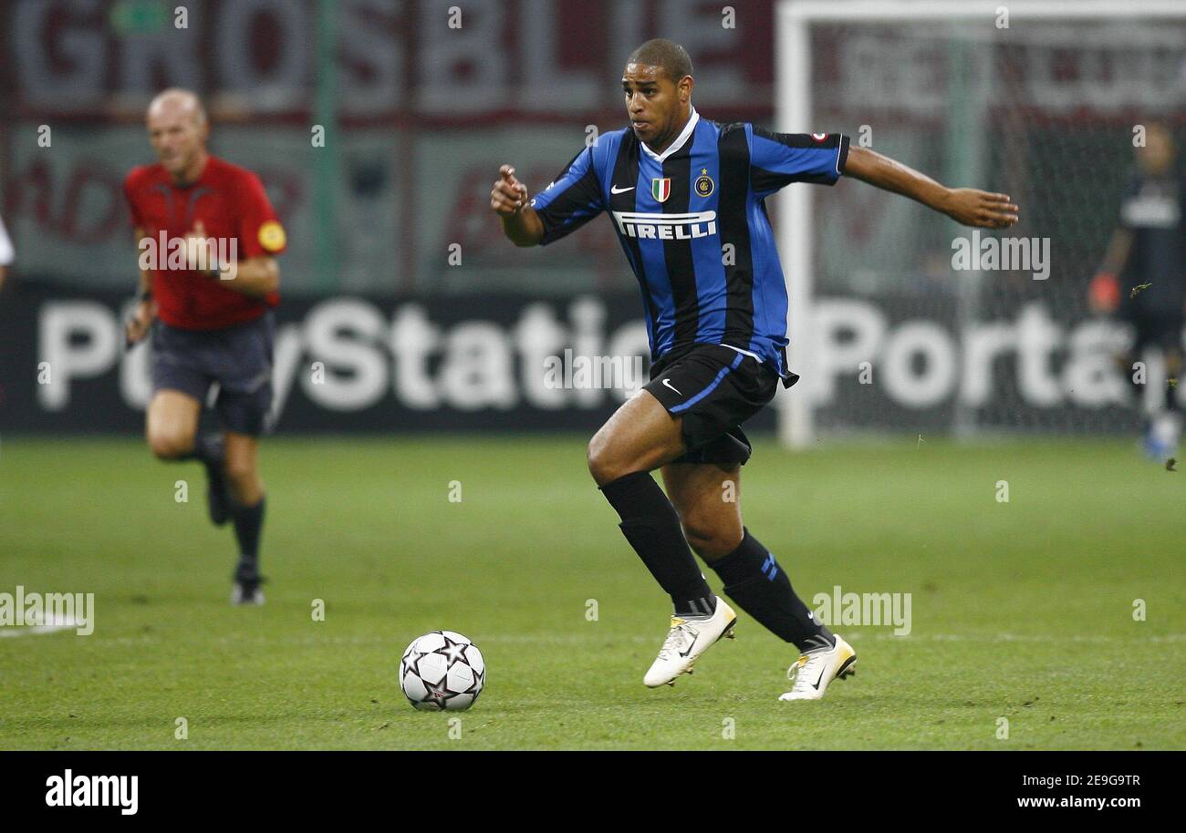 Adriano di Inter Milano in azione durante la UEFA Champions League - Gruppo B - Inter Milan vs FC Bayern Munchen, Italia, il 27 settembre 2006. Bayern ha vinto 2-0. Foto di Christian Liegi/ABACAPRESS.COM Foto Stock