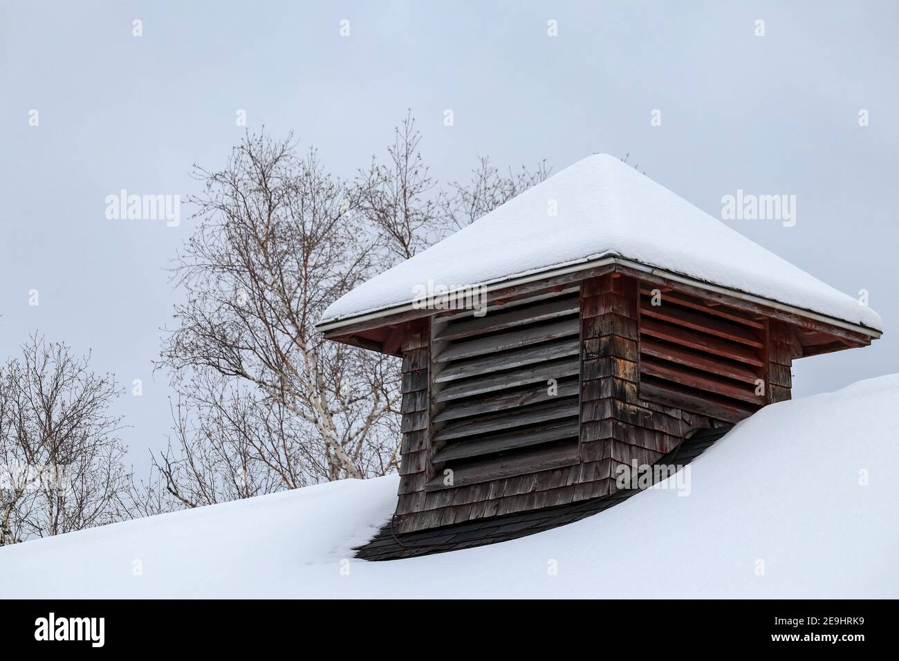 Camino innevato nel New England, USA Foto Stock