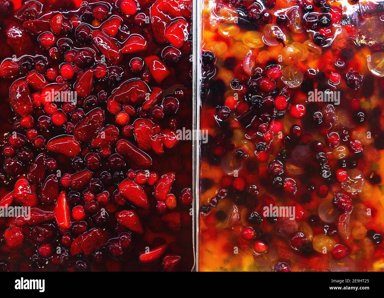 dolci sani naturali, le torte di gelatina di frutti di bosco Foto Stock