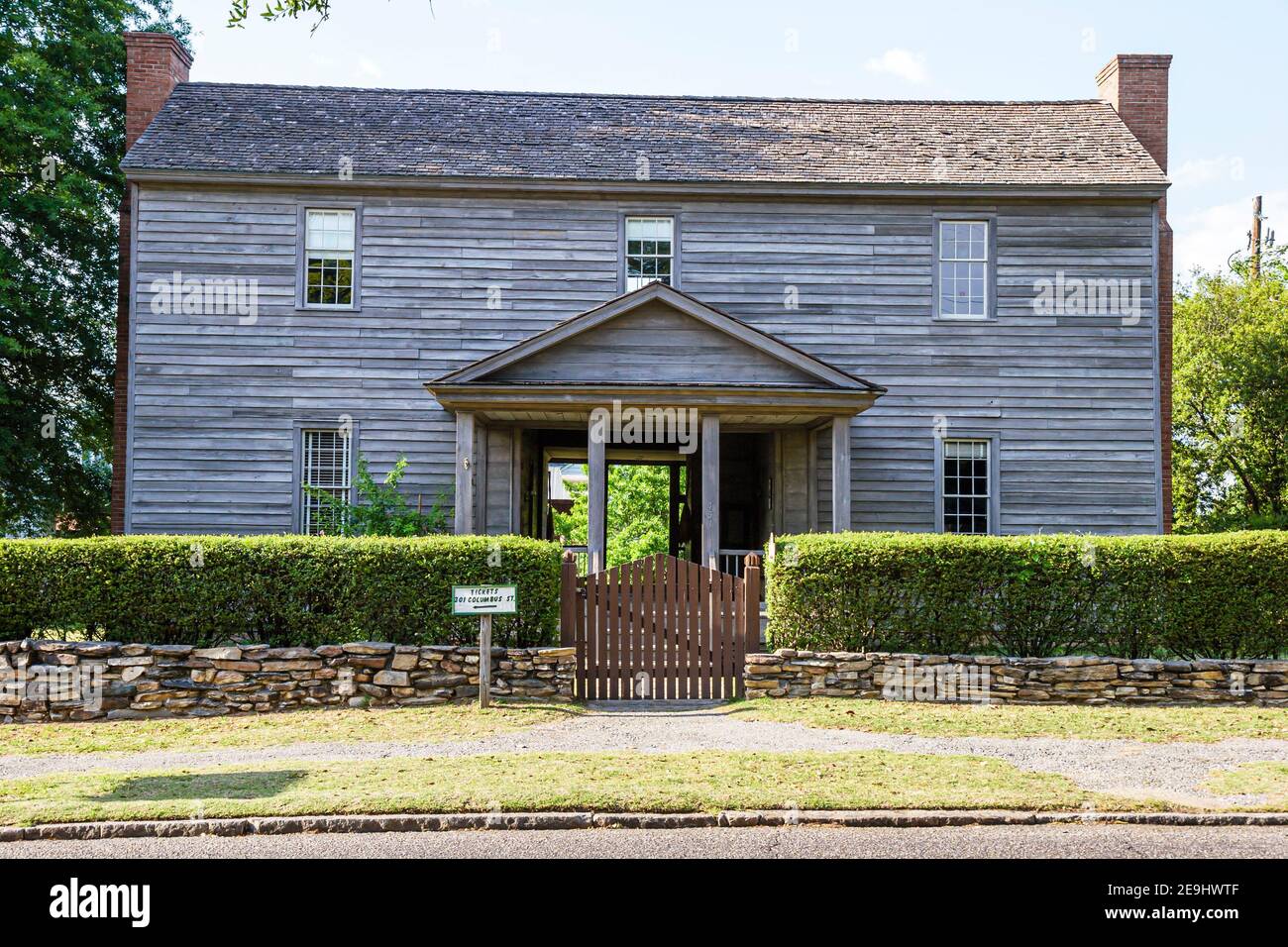 Alabama Montgomery Old Alabama Town restaurato storico, Rose Morris casa 1840s dogtrot greco Revival portico, ingresso anteriore esterno, Foto Stock