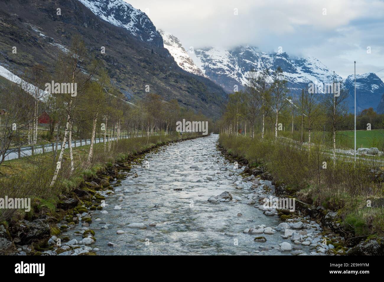 Fiume Dalelva, valle Oldendalen, Norvegia. Foto Stock