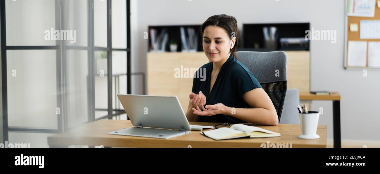 Webinar di formazione a distanza con la chiamata in conferenza virtuale Foto Stock