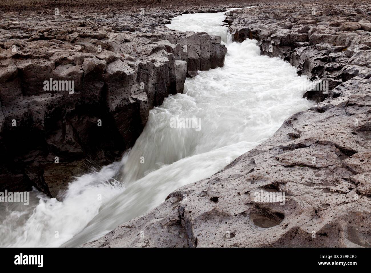 Paesaggio lavico del fiume Hvítá i, distretto di Borgarfjörður, Islanda occidentale. Foto Stock