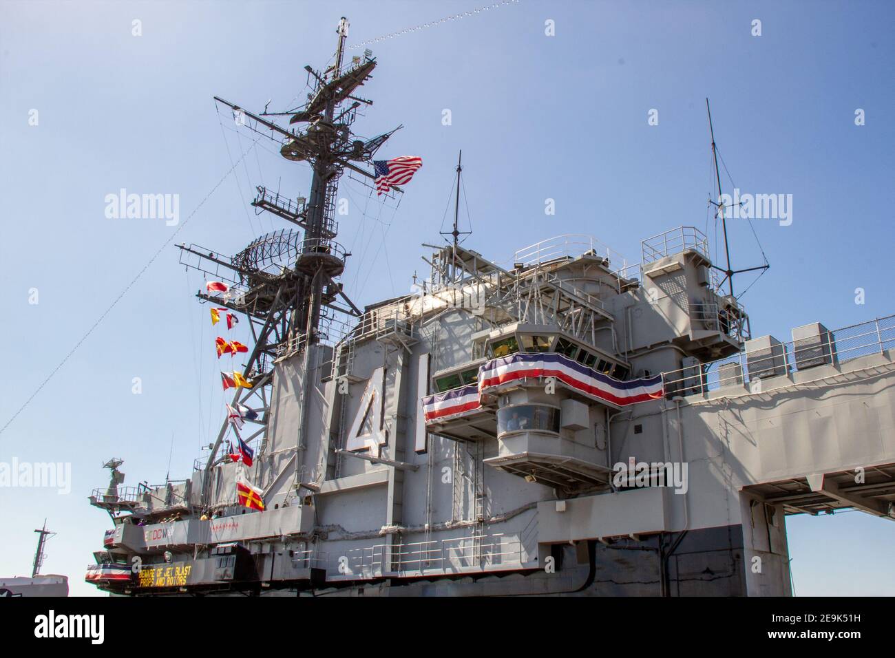 USS Midway Aircraft Carrier Control Tower, San Diego, Navy Pier, California, USA Foto Stock