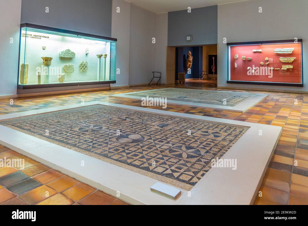 COIMBRA, PORTOGALLO, 21 MAGGIO 2019: Interno di un museo all'interno del sito romano di Conimbriga in Portogallo Foto Stock
