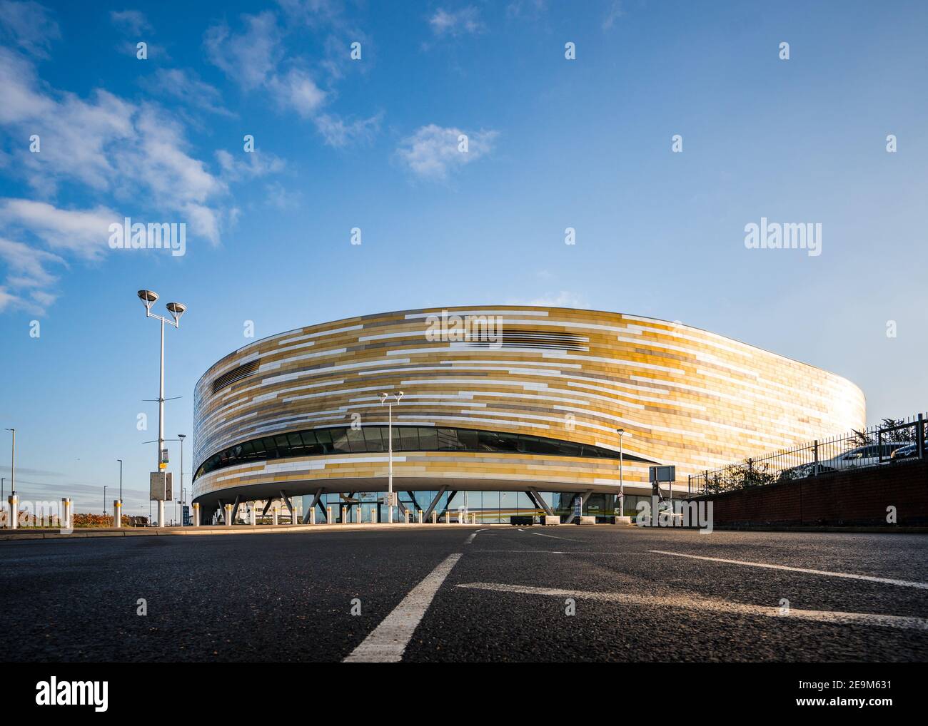 Derby Arena, Inghilterra 20 gennaio 2021 - moderno stadio ciclistico velodromo aperto come Covid 19 pandemic vaccino centro per i residenti del Derbyshire Foto Stock