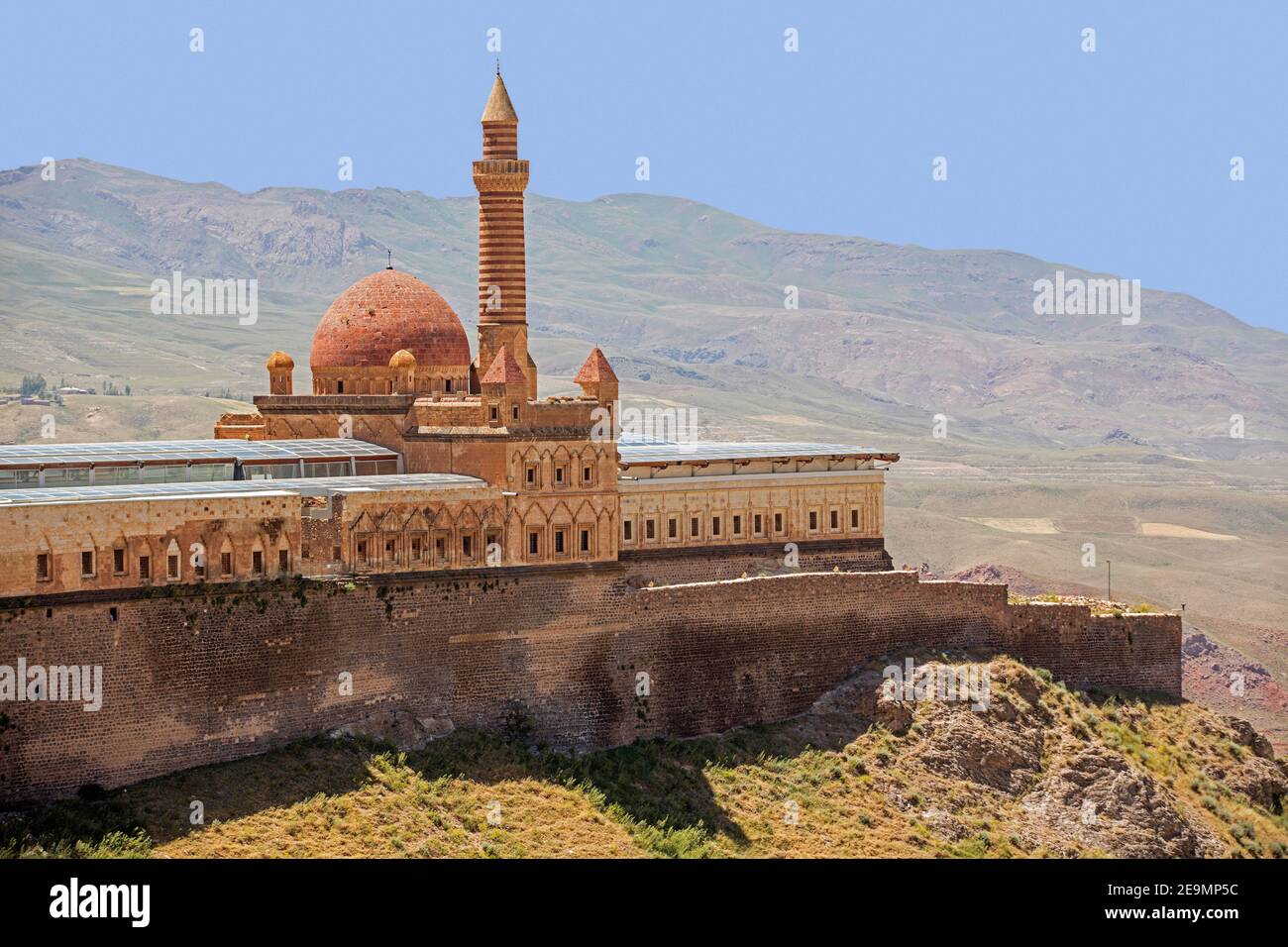 Palazzo Ishak Pasha del XVII secolo / İshak Paşa Sarayı, palazzo ottomano nel quartiere Doğubeyazıt della provincia di Ağrı, nella Turchia orientale Foto Stock