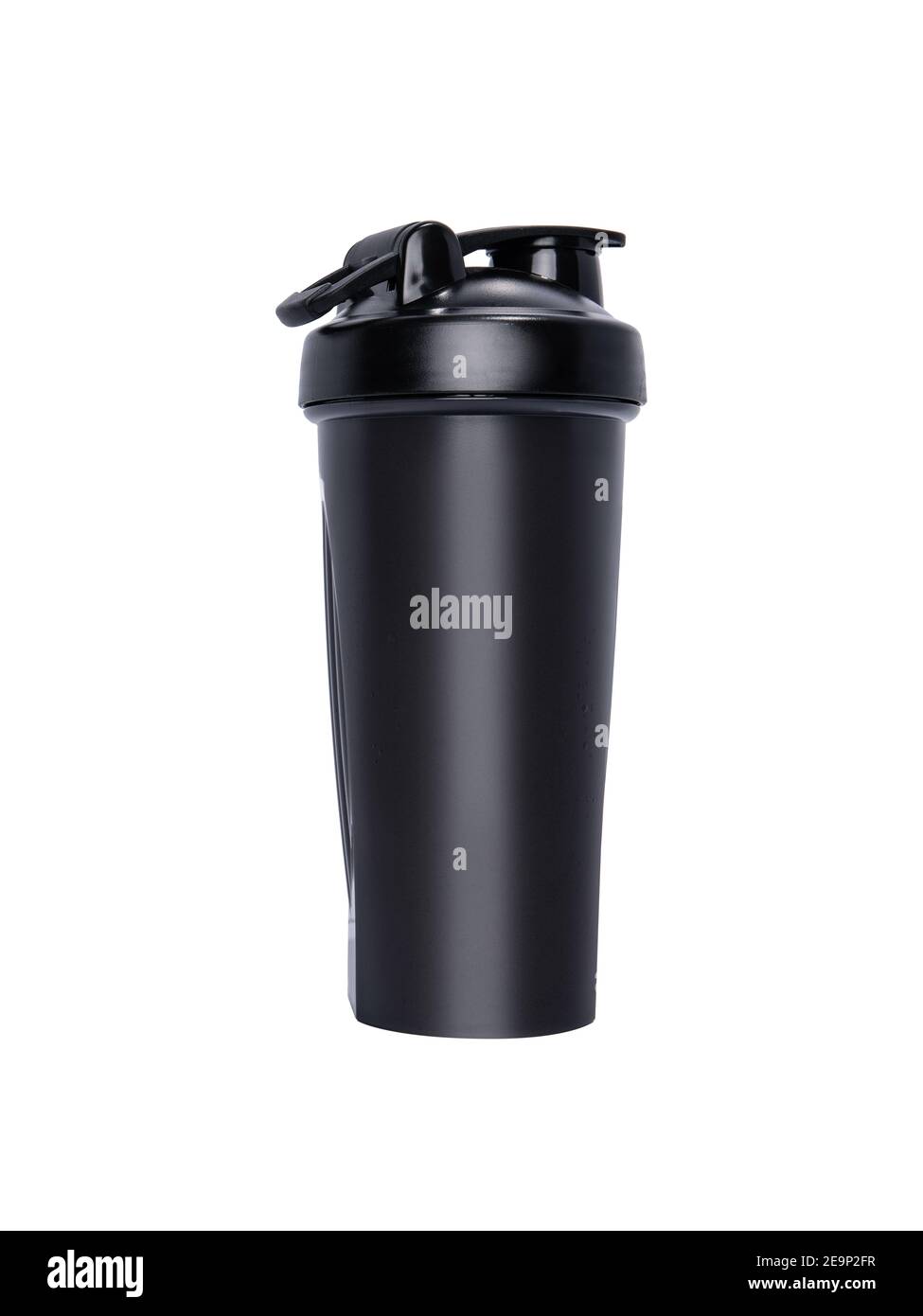 Tazza e bicchiere riutilizzabili. Pallone sportivo di colore nero isolato su fondo bianco. Foto Stock