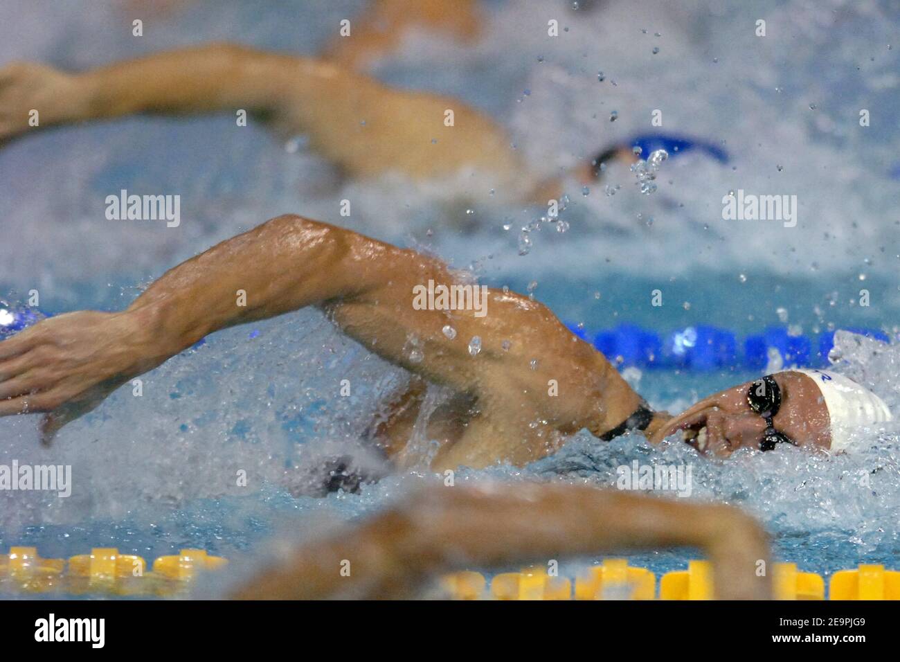 Alain Bernard in Francia vince la medaglia di bronzo sui 100 metri di freestyle maschile durante i campionati europei di nuoto corto a Helsinki, Finlandia, il 9 dicembre 2006. Foto di Nicolas Gouhier/Cameleon/ABACAPRESS.COM Foto Stock