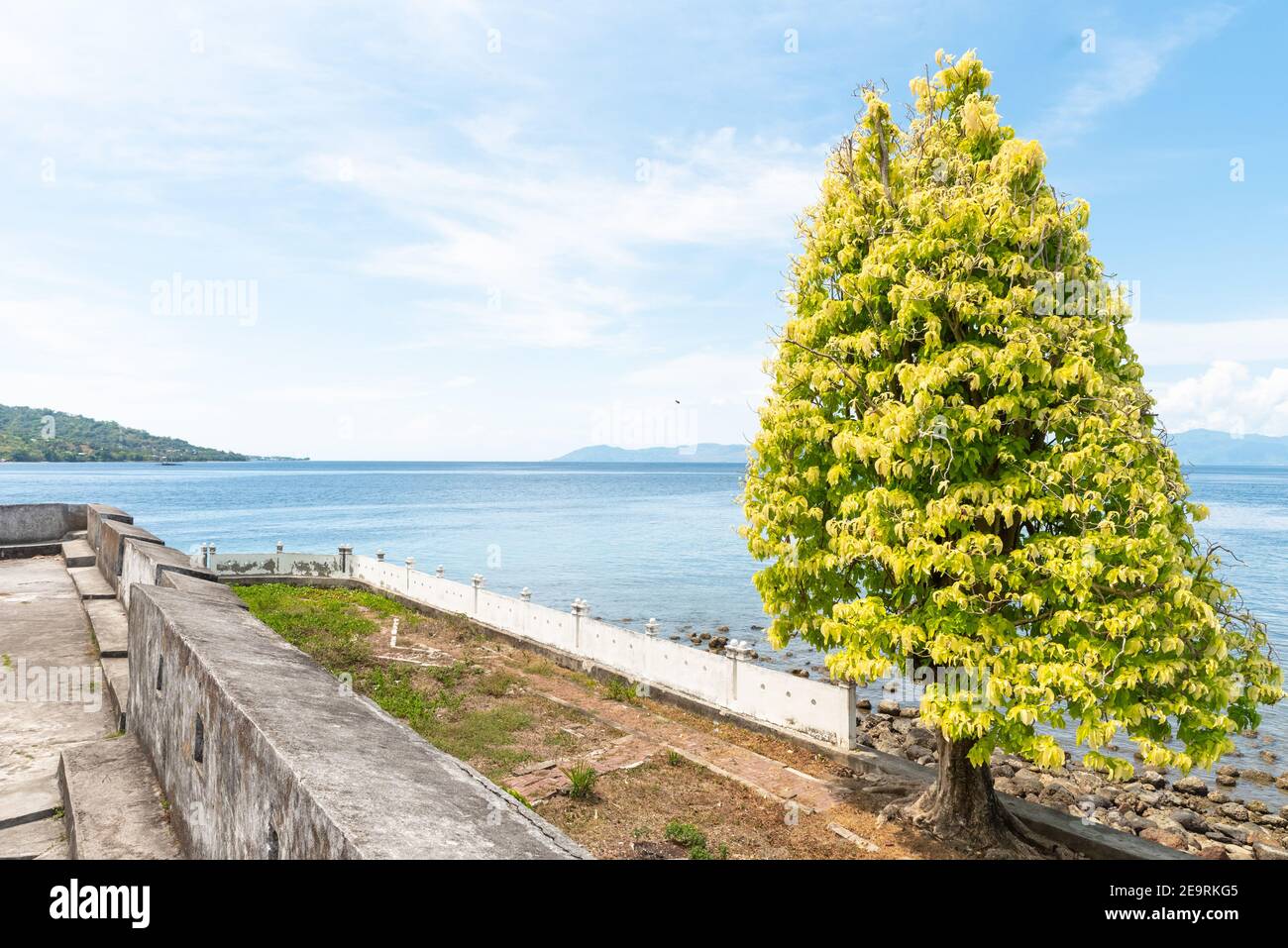 Ambon City, Kota Ambon, Pasar Merdika, Ambon Bay, Fort Amsterdam, Celebes, banda Sea, Indonesia Foto Stock