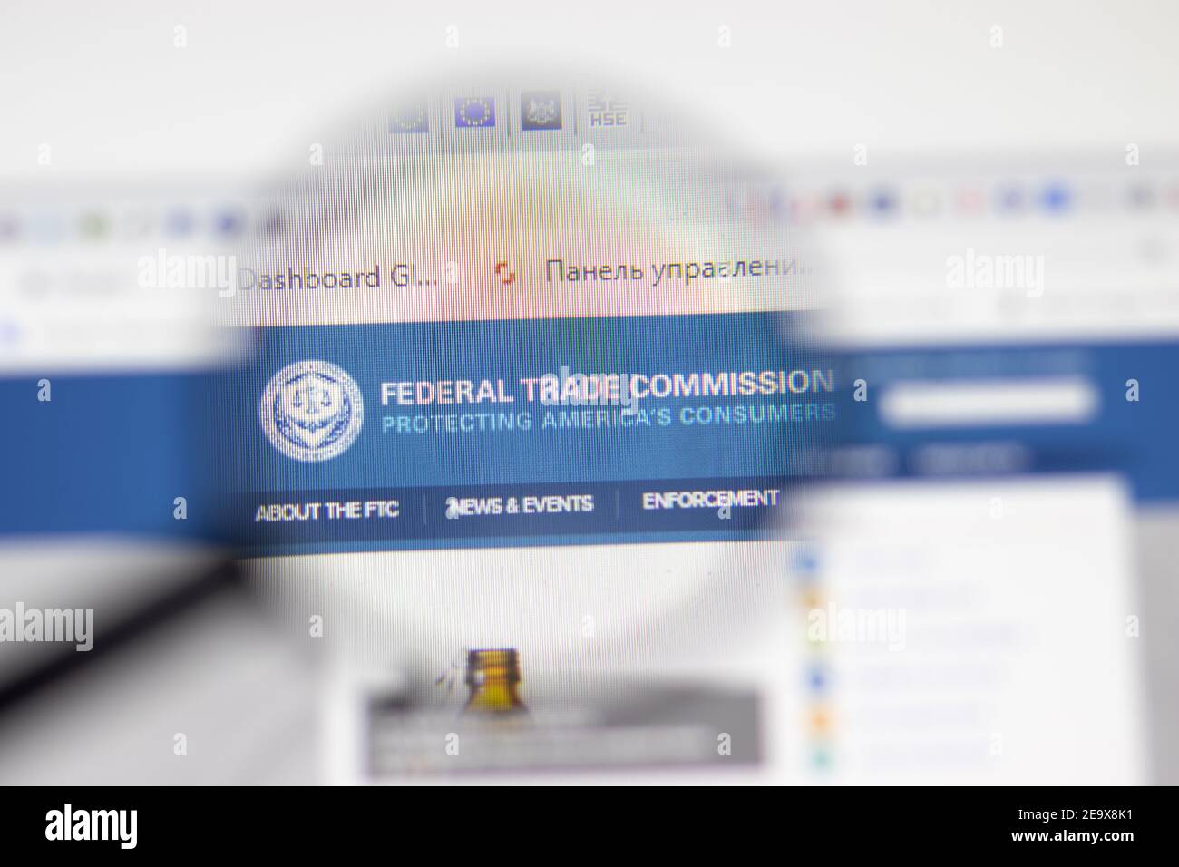 Los Angeles, USA - 1 febbraio 2021: Pagina Web DELLA Federal Trade Commission STATUNITENSE. ftc.gov logo sullo schermo, editoriale illustrativo Foto Stock