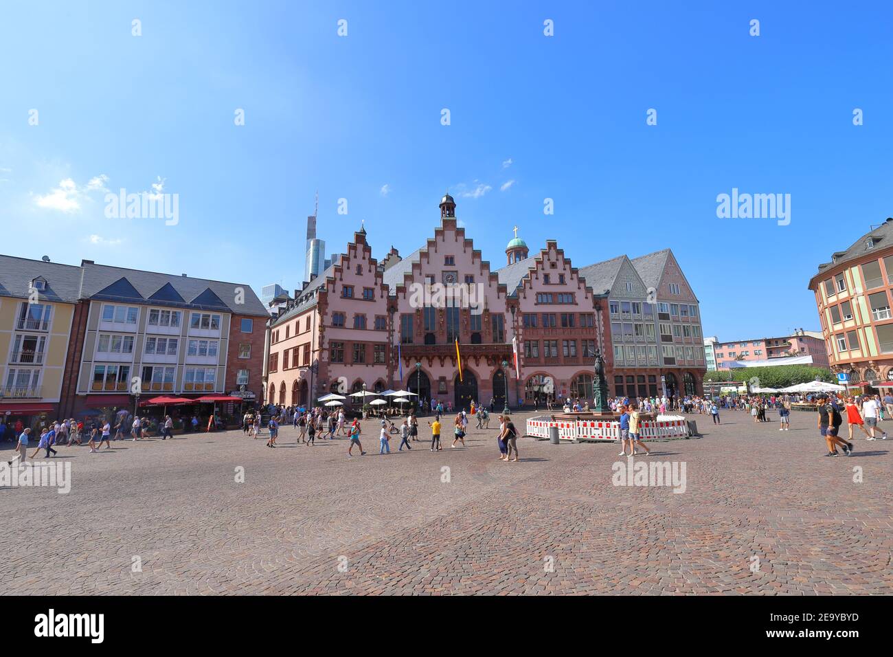GERMANIA, FRANCOFORTE AM MAIN - 31 AGOSTO 2019: Il municipio medievale Römer a Francoforte Foto Stock