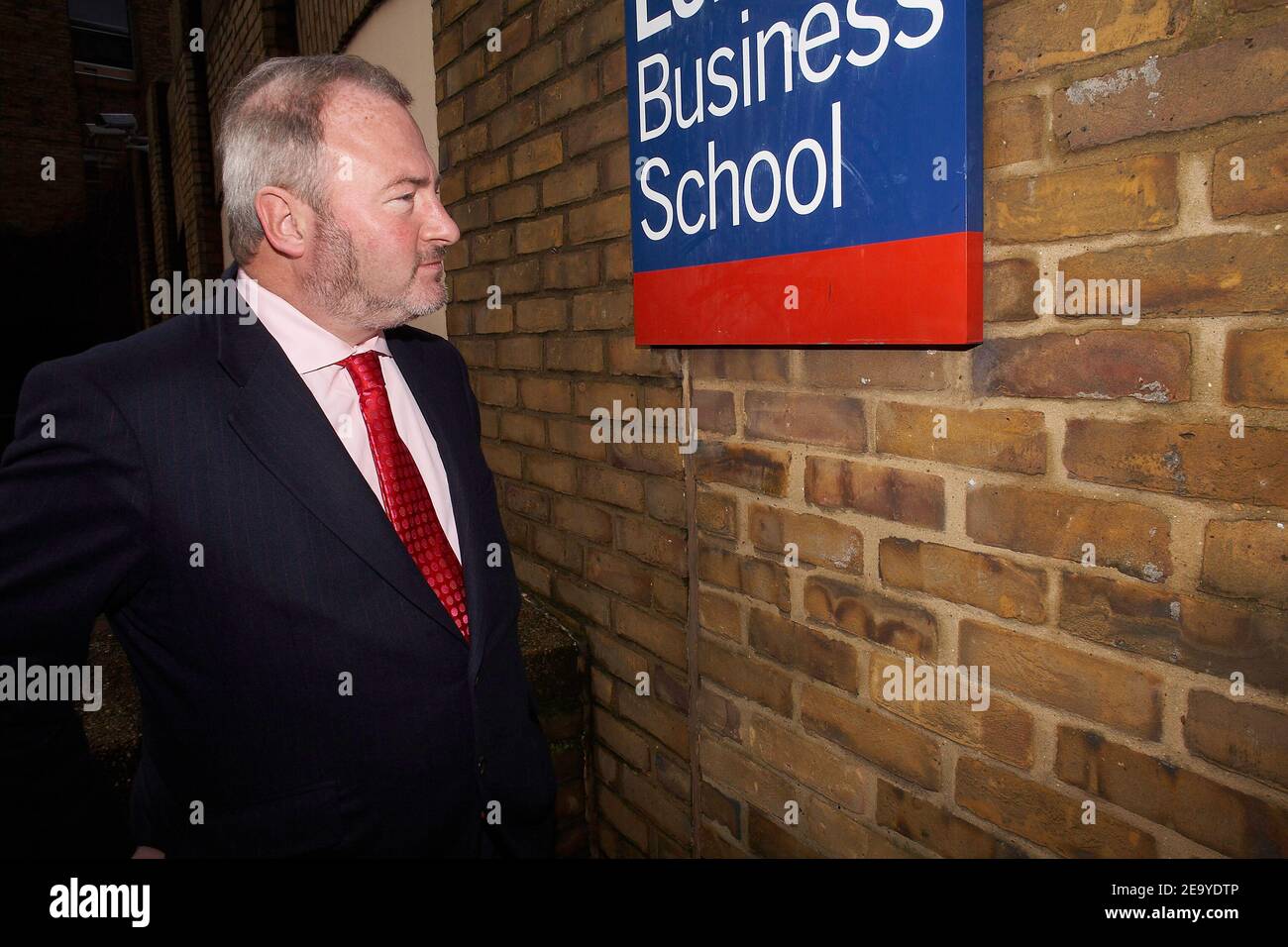 Andrew Gowers – Direttore relazioni esterne presso l'Association for Financial Markets in Europe (AFME) ed ex Global Head of Corporate Affairs . Foto Stock