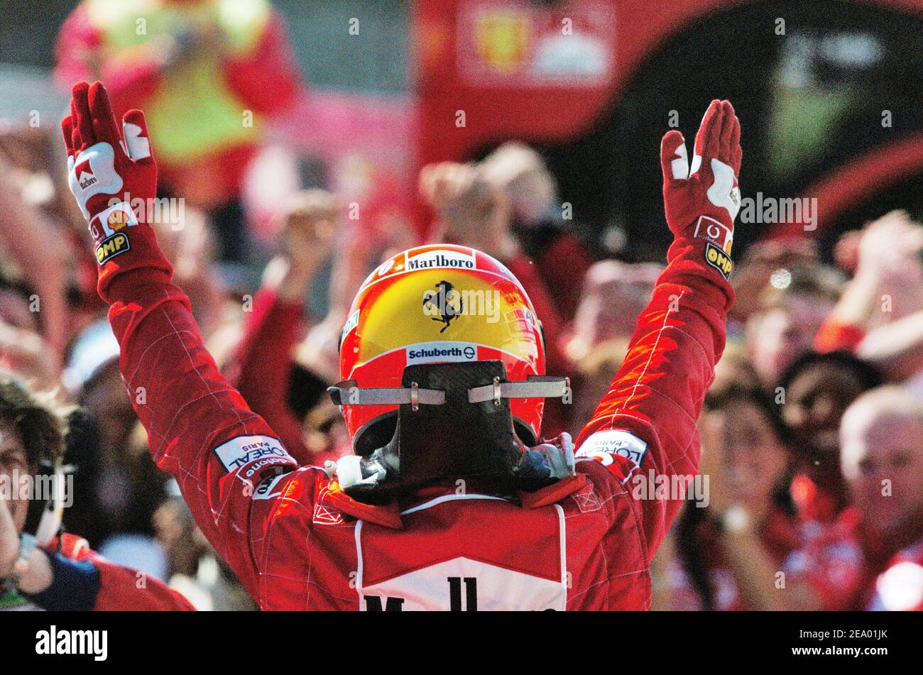 Il pilota tedesco di Formula 1 Michael Schumacher (team Ferrari) durante il Gran Premio di Formula 1 a Imola, Italia, il 25 aprile 2004. Foto di Thierry Gromik/ABACA. Foto Stock