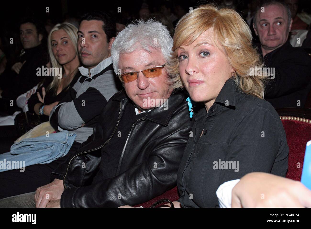 La cantante francese Cerrone e sua moglie partecipano allo spettacolo Case del nuovo musical francese 'le Roi Soleil' diretto da Kamel Ouali e prodotto da dove Attia al teatro du Chatelet a Parigi, Francia il 22 marzo 2005. Foto di Benoit Pinguet/ABACA Foto Stock